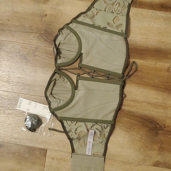Urban outfitters corset - Picture 4 of 4